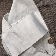 Load image into Gallery viewer, Carhartt Corduroy Trousers W32 L30