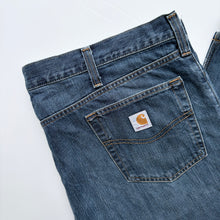 Load image into Gallery viewer, Carhartt Jeans W44 L30