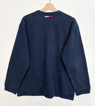 Load image into Gallery viewer, Tommy Hilfiger Sweatshirt (M)