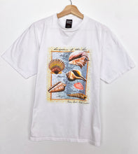 Load image into Gallery viewer, Sea Shell T-shirt (L)