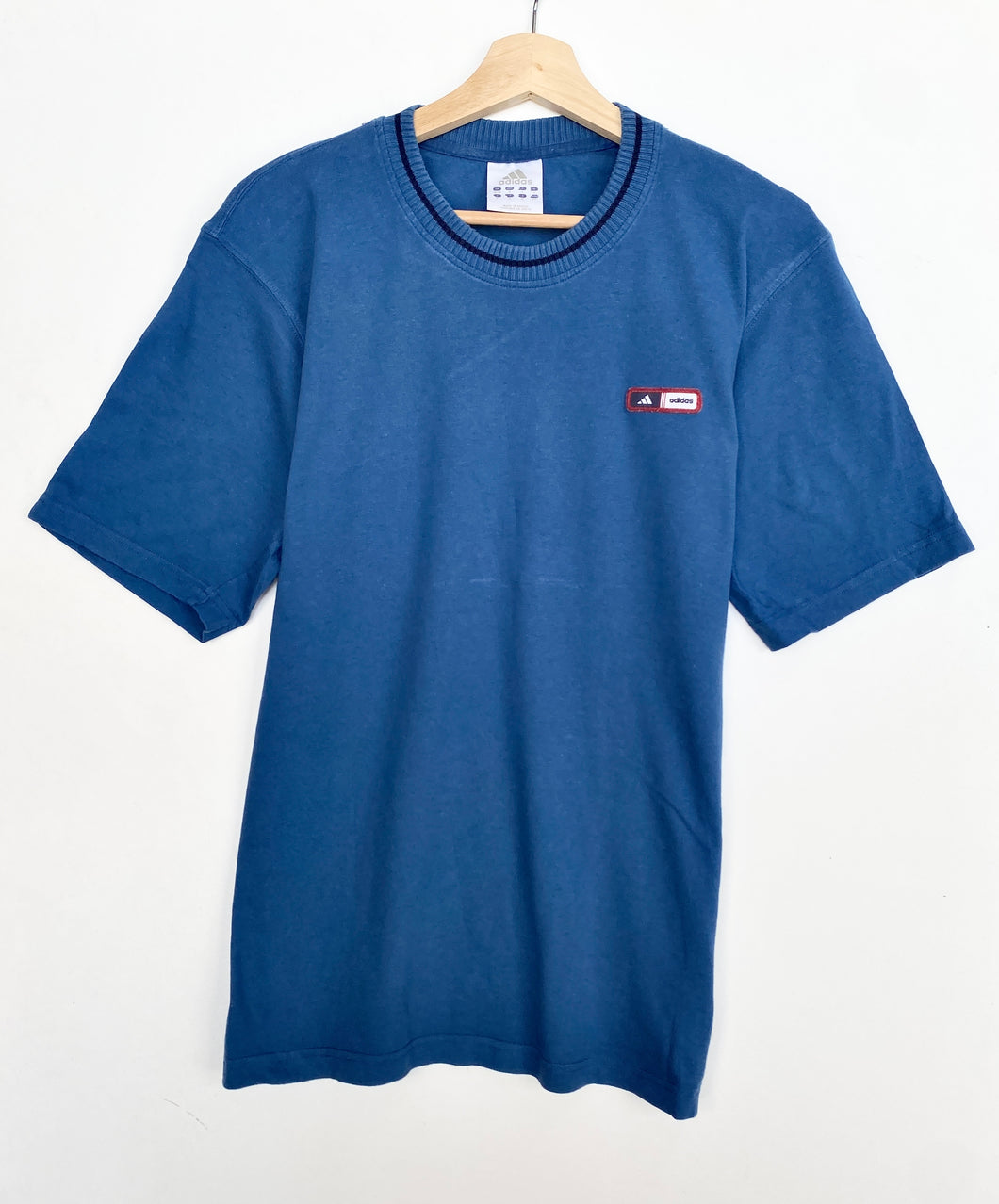 00s Adidas T-shirt (S)