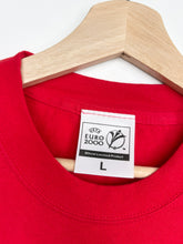 Load image into Gallery viewer, Coca-Cola Euro 2000 T-shirt (M)
