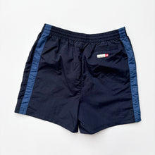 Load image into Gallery viewer, Deadstock 90s Ellesse Shorts (M)