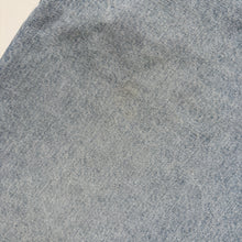Load image into Gallery viewer, 90s Levi’s Silver Tab Denim Shorts W32