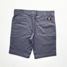 Load image into Gallery viewer, Dickies Shorts W32