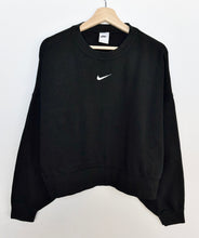 Load image into Gallery viewer, Women’s Nike Sweatshirt (L)