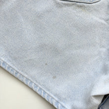 Load image into Gallery viewer, Women’s 90s Lee Denim Shorts W28
