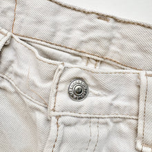 Load image into Gallery viewer, 90s Levi’s 501 Shorts W34