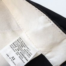 Load image into Gallery viewer, Dickies Shorts W32