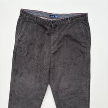 Load image into Gallery viewer, Izod Cords W38 L32