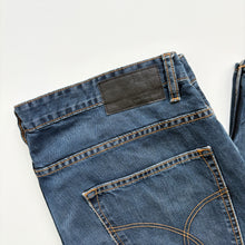 Load image into Gallery viewer, Calvin Klein Jeans W38 L32