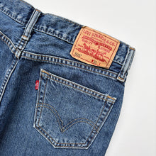 Load image into Gallery viewer, Levi’s 505 Shorts W31