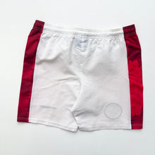 Load image into Gallery viewer, 96/98 Manchester United Umbro Shorts (M)