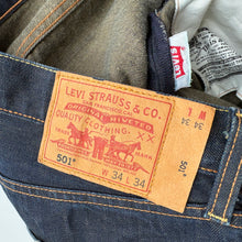 Load image into Gallery viewer, Levi’s 501 Jeans W34 L34