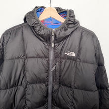 Load image into Gallery viewer, The North Face Puffa Coat (S)