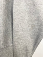Load image into Gallery viewer, Champion American College Sweatshirt (L)