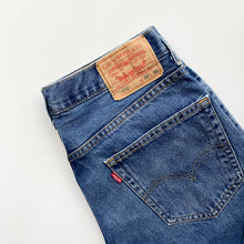 Load image into Gallery viewer, Levi’s 550 W32 L36