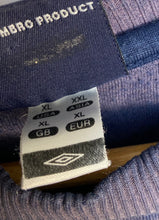 Load image into Gallery viewer, 00s Umbro Sweatshirt (XL)