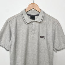 Load image into Gallery viewer, 00s Umbro Polo (S)