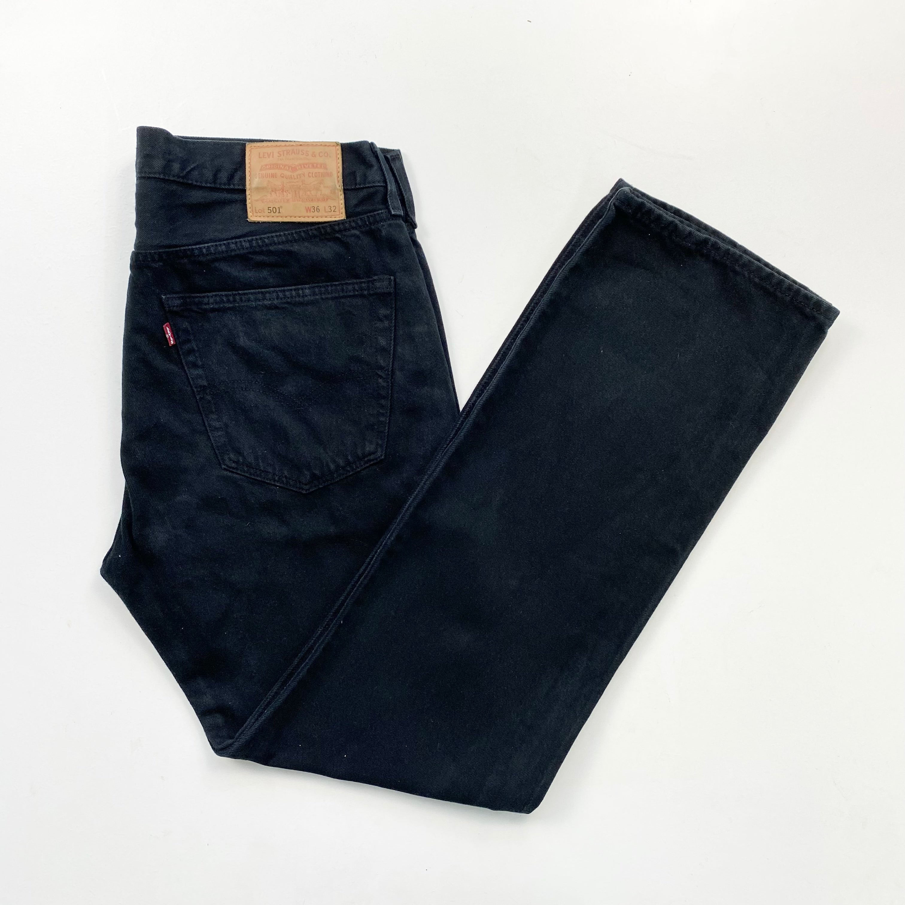 Levi s 501 W36 L32 Red Cactus Vintage