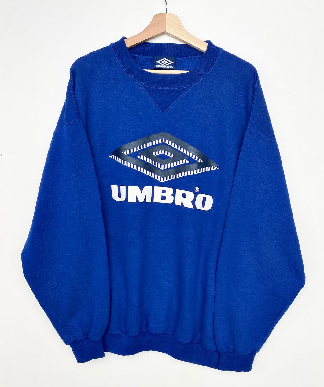 90s Umbro Sweatshirt (XL) – Red Cactus Vintage 90s Umbro Sweatshirt (XL) – Red Cactus Vintage