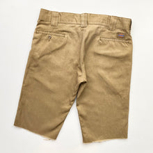 Load image into Gallery viewer, Dickies Shorts W34