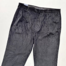 Load image into Gallery viewer, Nautica Jumbo Cords W38 L34