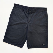 Load image into Gallery viewer, Dickies Shorts W36