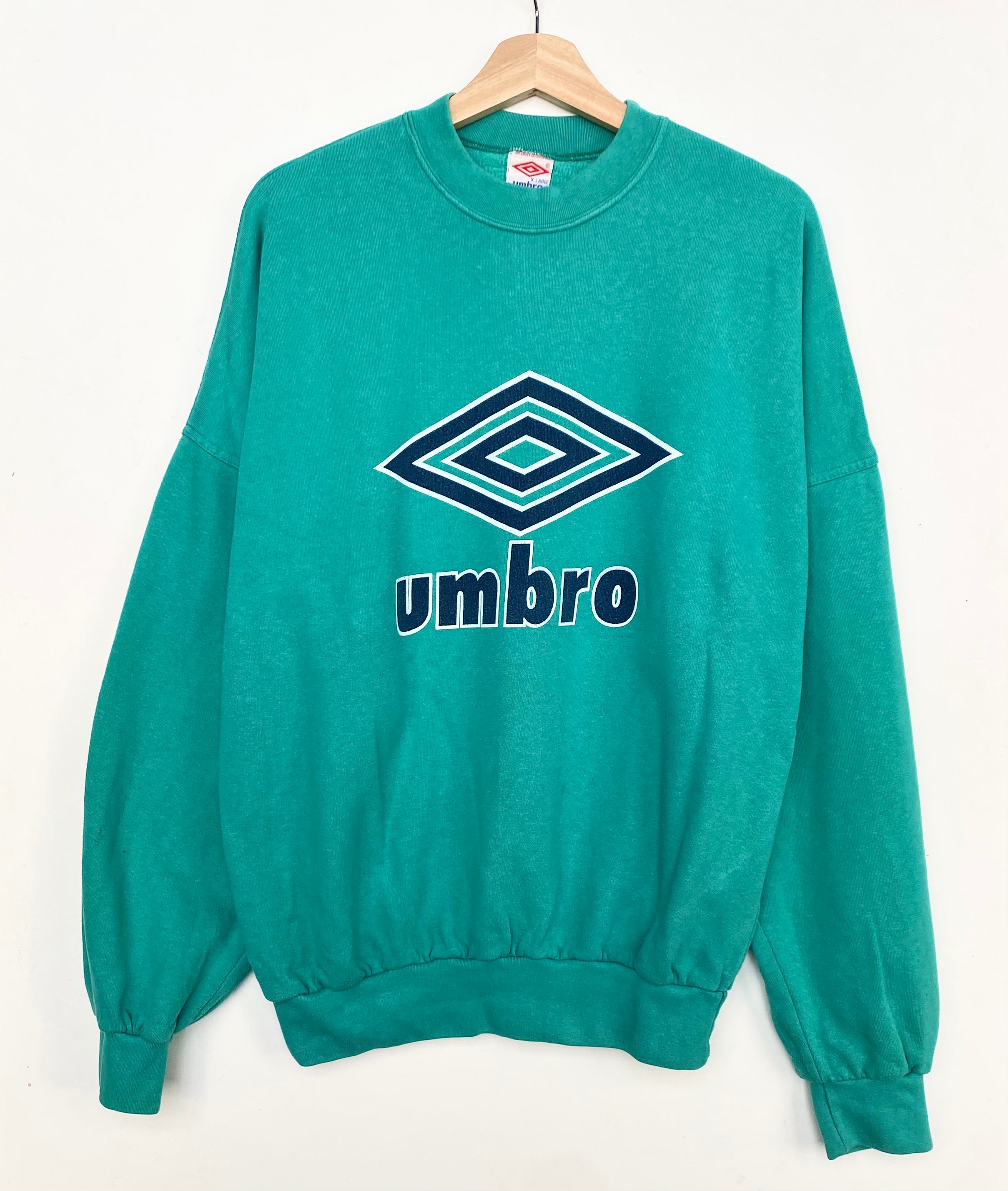 90s Umbro Sweatshirt (XL) – Red Cactus Vintage