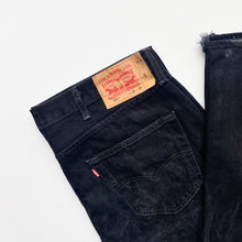 Load image into Gallery viewer, Levi’s 501 W38 L29