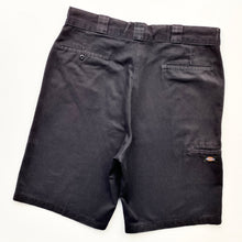 Load image into Gallery viewer, Dickies Shorts W34