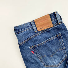 Load image into Gallery viewer, Levi’s 501 W38 L30