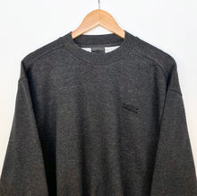 Load image into Gallery viewer, 00s Umbro Sweatshirt (M)