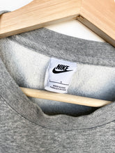Load image into Gallery viewer, Nike Sweatshirt (L)