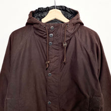 Load image into Gallery viewer, Barbour Heavy Barbor Coat (L)