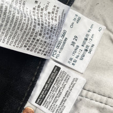 Load image into Gallery viewer, Levi’s 501 W38 L29