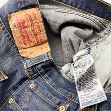 Load image into Gallery viewer, Levi’s 501 W32 L30