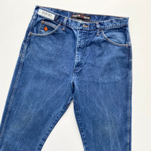 Load image into Gallery viewer, Wrangler Jeans W36 L30