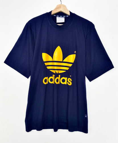 90s Adidas T-shirt (M)
