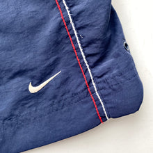 Load image into Gallery viewer, 00s Nike Shorts (XL)