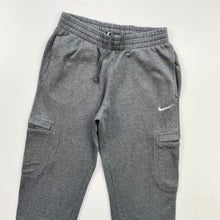 Load image into Gallery viewer, Nike Cargo Joggers (S)