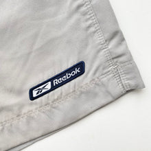 Load image into Gallery viewer, 00s Reebok Shorts (S)