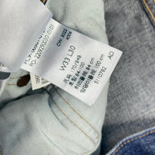 Load image into Gallery viewer, Levi’s 501 W33 L30