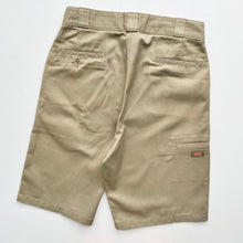 Load image into Gallery viewer, Dickies Shorts W32