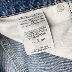 Distressed Wrangler Jeans W34 L30