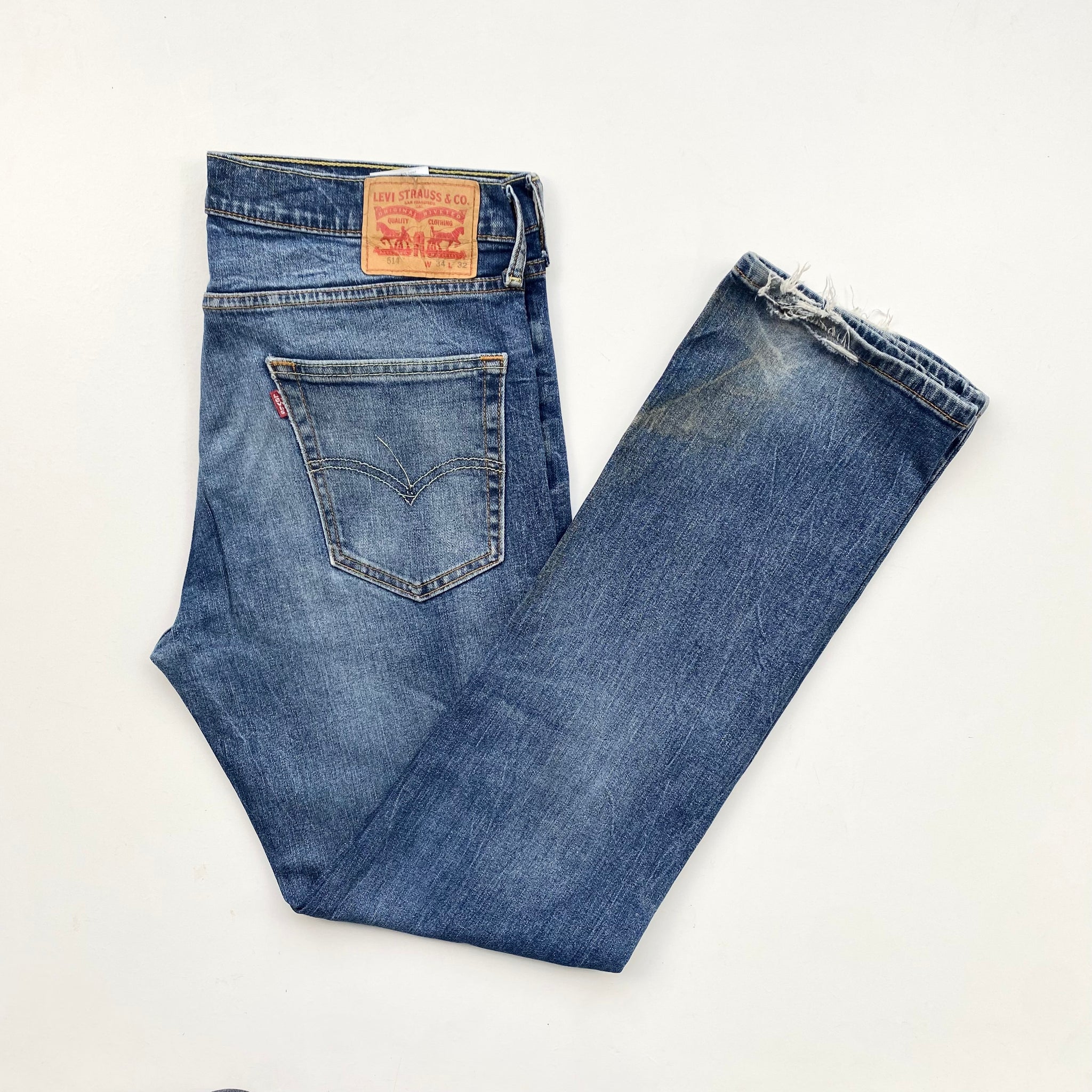 Levi s 514 W34 L32 Red Cactus Vintage