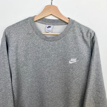 Load image into Gallery viewer, Nike Sweatshirt (L)