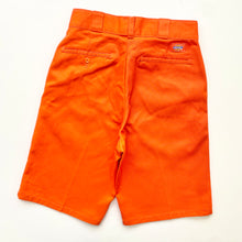 Load image into Gallery viewer, Dickies Shorts W28