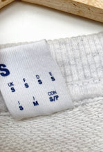 Load image into Gallery viewer, Reebok Sweatshirt (S)