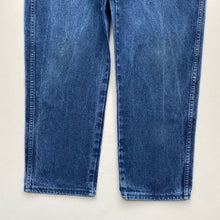 Load image into Gallery viewer, Wrangler Jeans W36 L30